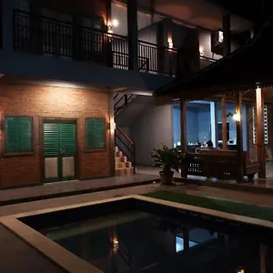 Guest house Kayu Tua, Uluwatu (Bali)